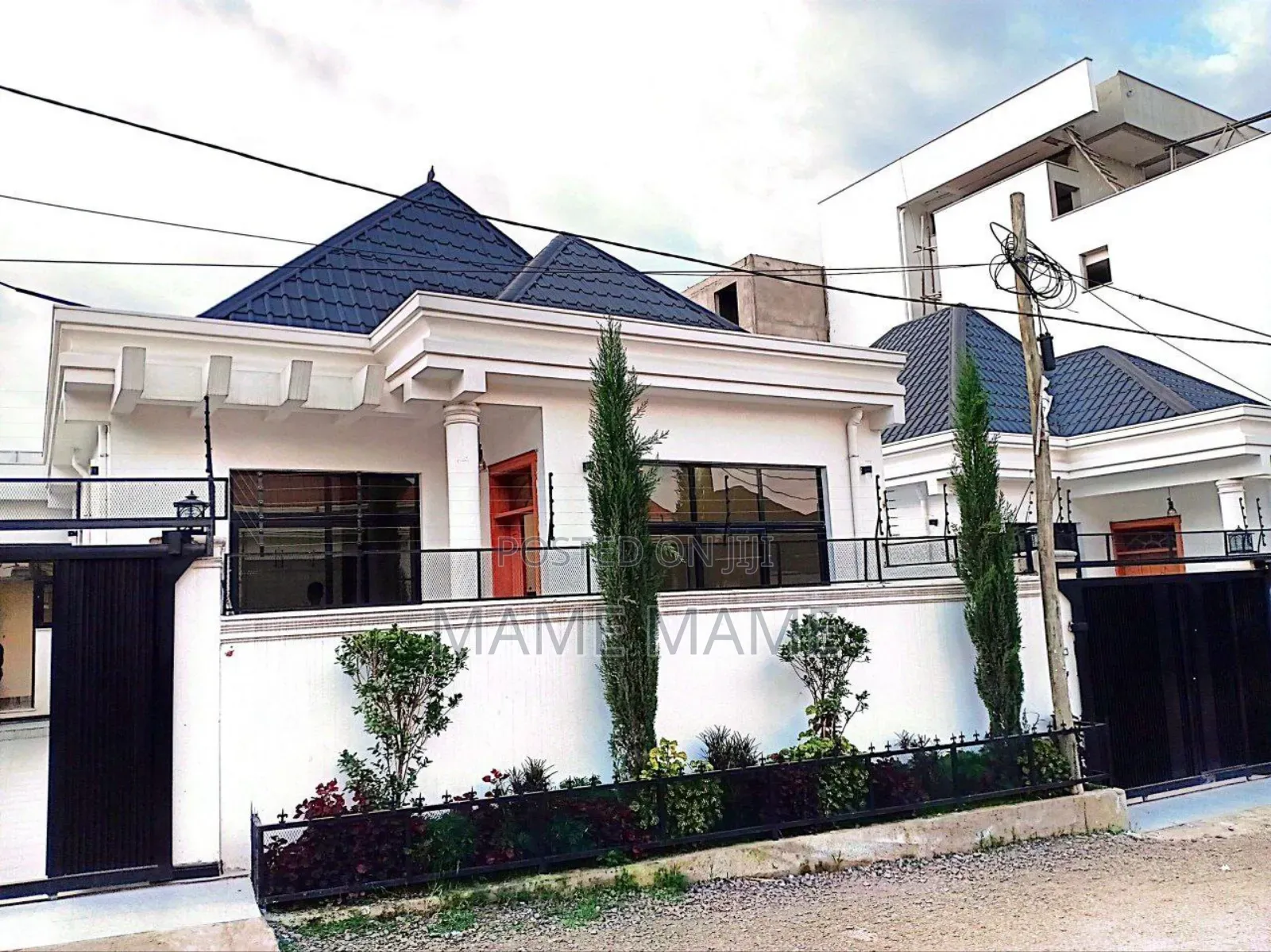 5bdrm Villa in Addis Abeba, Bole for sale
