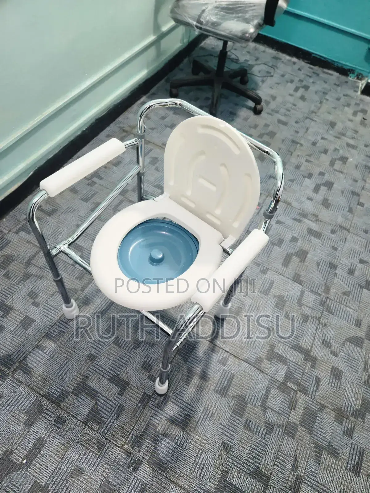 Toilet Chair重新commode Chair墳團commode Chair朱明commode Chair