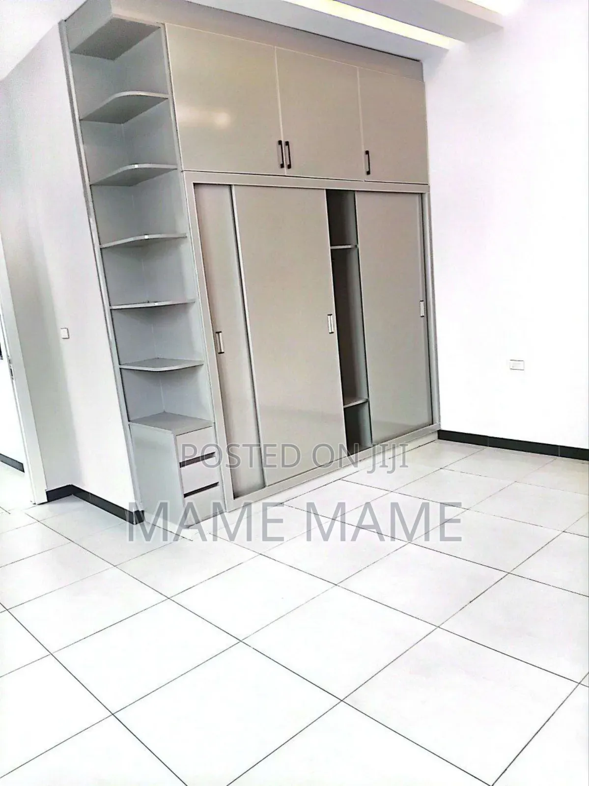 5bdrm Villa in Addis Abeba, Bole for sale