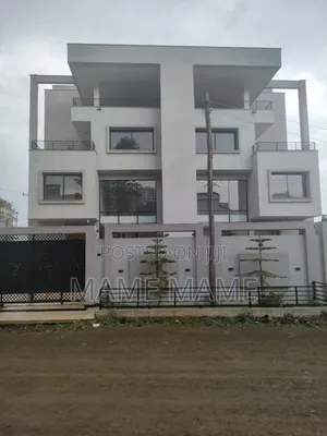 7bdrm House in Addis Abeba, Bole for sale