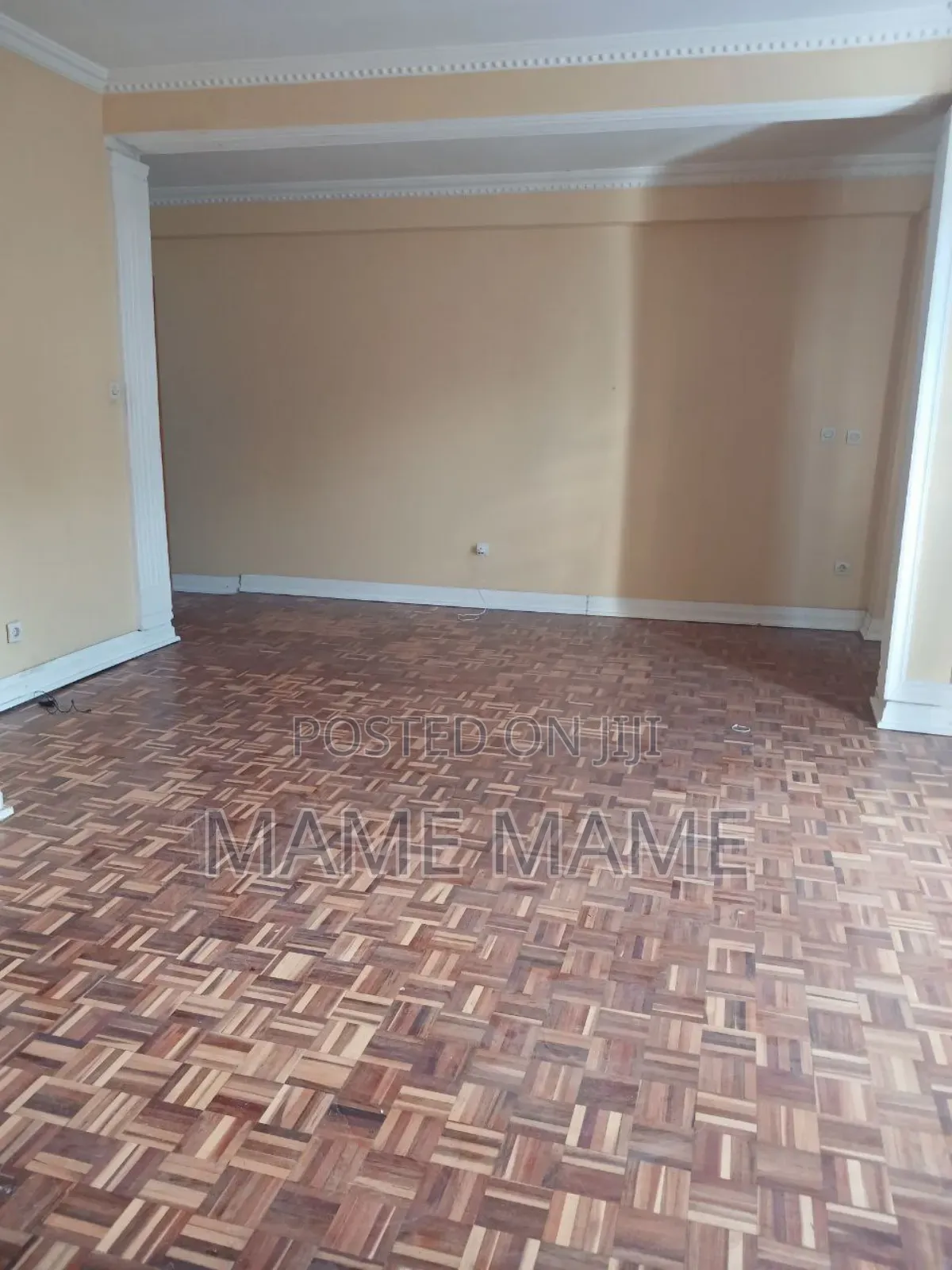 5bdrm House in Addis Abeba, Bole for sale