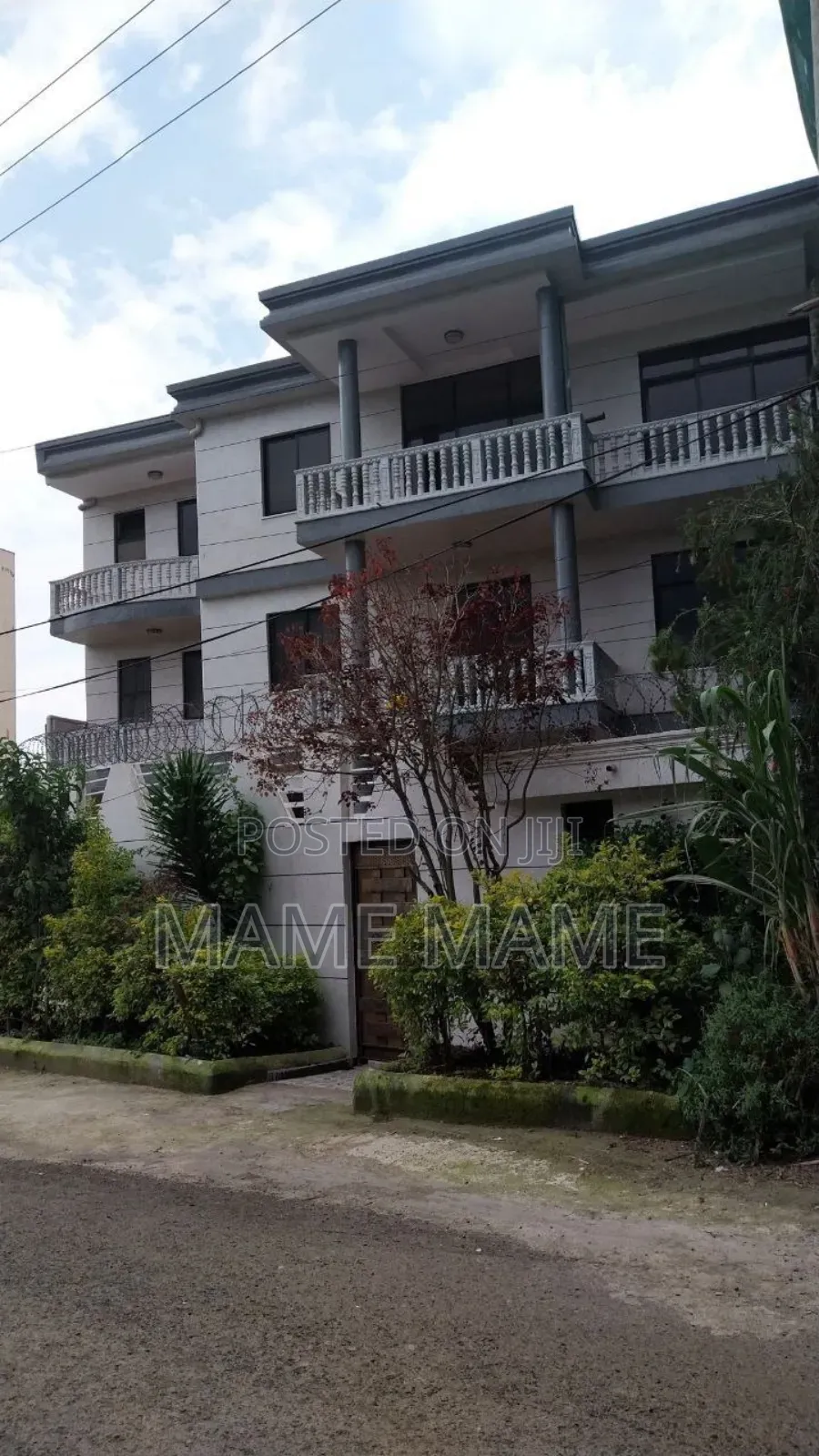 6bdrm House in Addis Abeba, Bole for sale