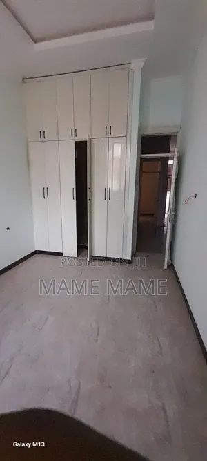 6bdrm House in Addis Abeba, Bole for sale