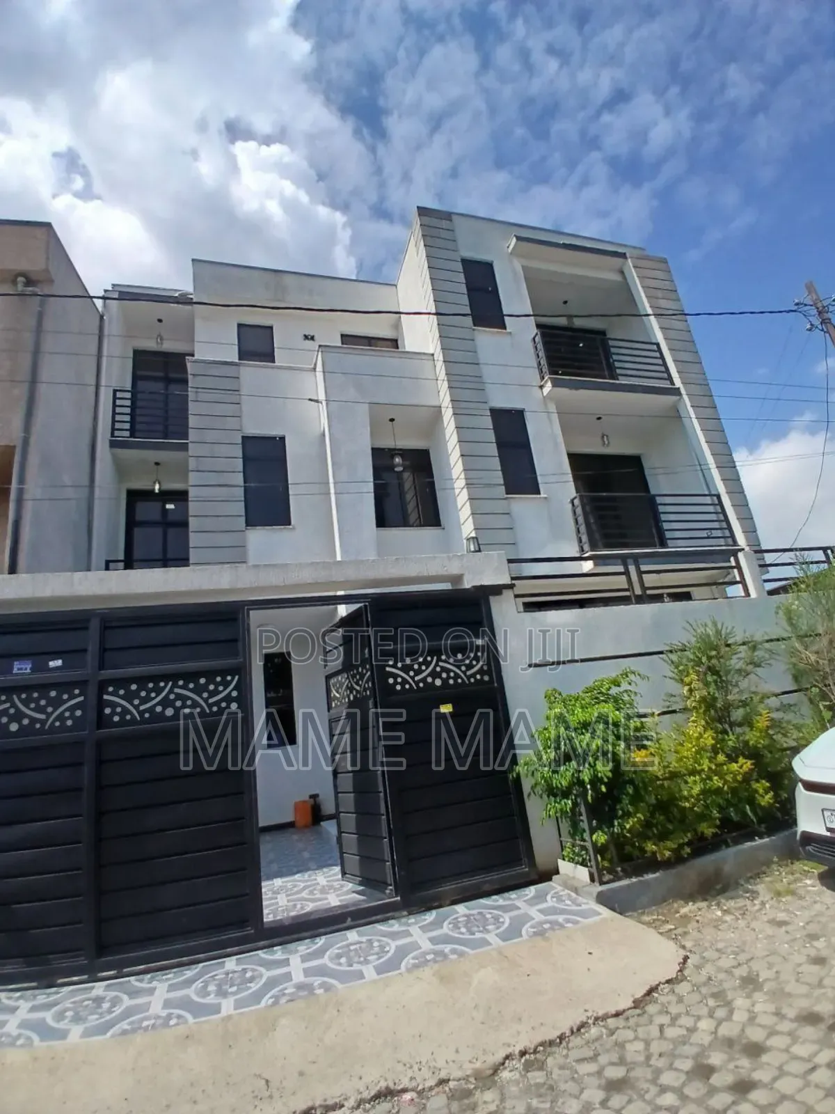 6bdrm House in Addis Abeba, Bole for sale