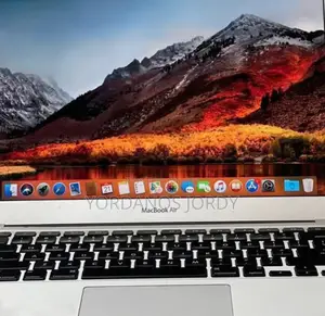 Photo - New Laptop Apple MacBook Air 2017 8GB Intel Core I7 SSD 256GB