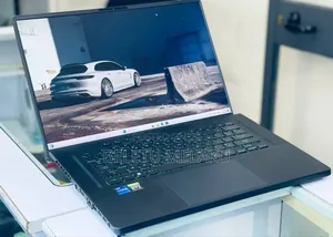 New Laptop Asus ROG Zephyrus G15 16GB Intel Core I7 SSD 512GB