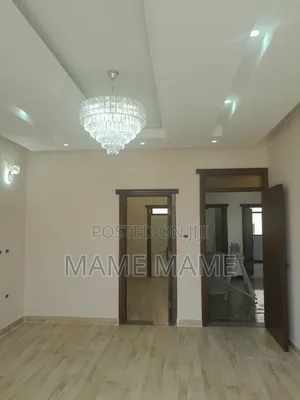 8bdrm House in Addis Abeba, Bole for sale
