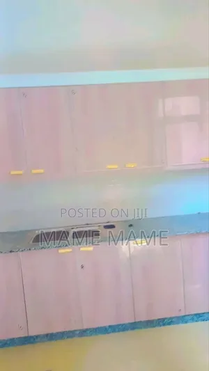 5bdrm House in Addis Abeba, Bole for sale