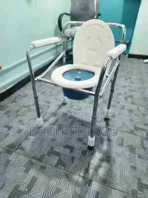 Commode Chair管制toilet Chair執政commode Chair䐭受toilet Chair New