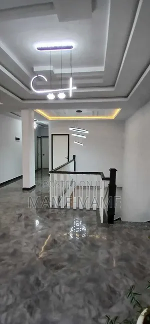 8bdrm House in Addis Abeba, Bole for sale