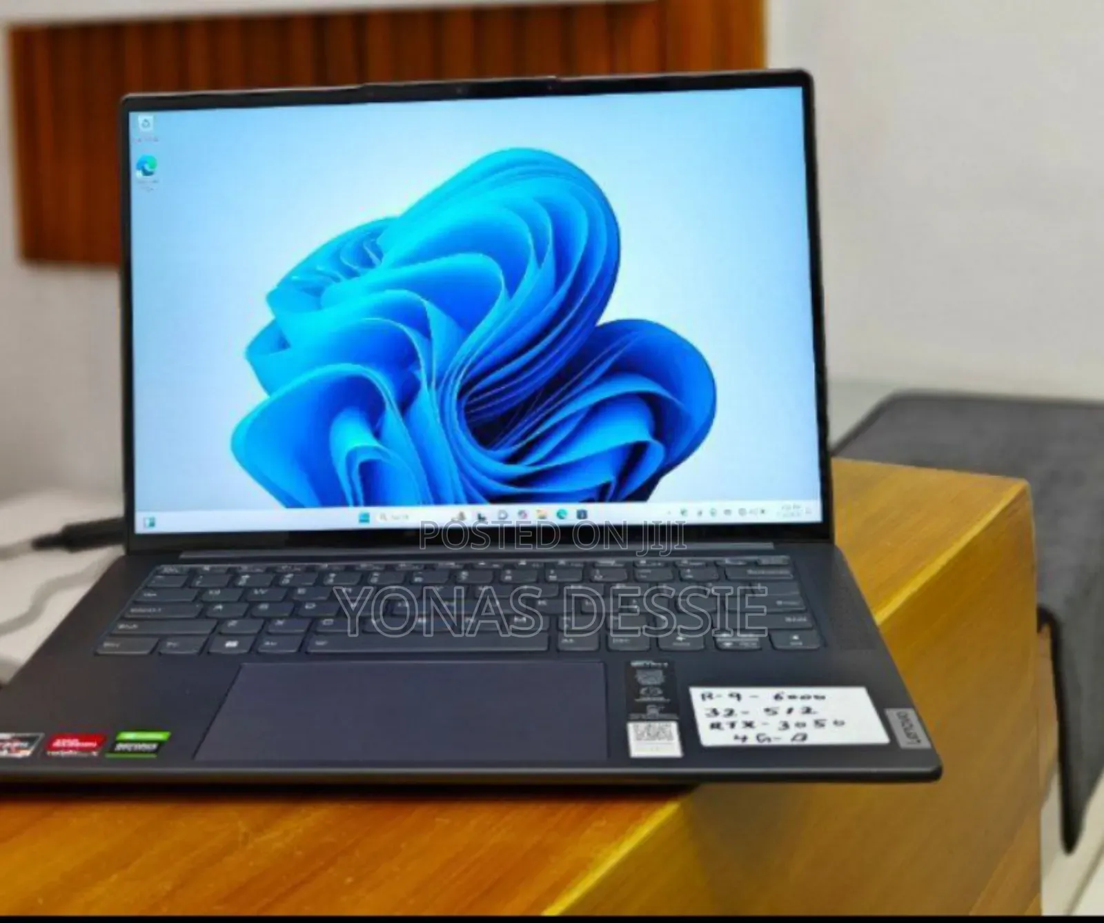 New Laptop Lenovo 32GB AMD Ryzen 9 SSD 512GB