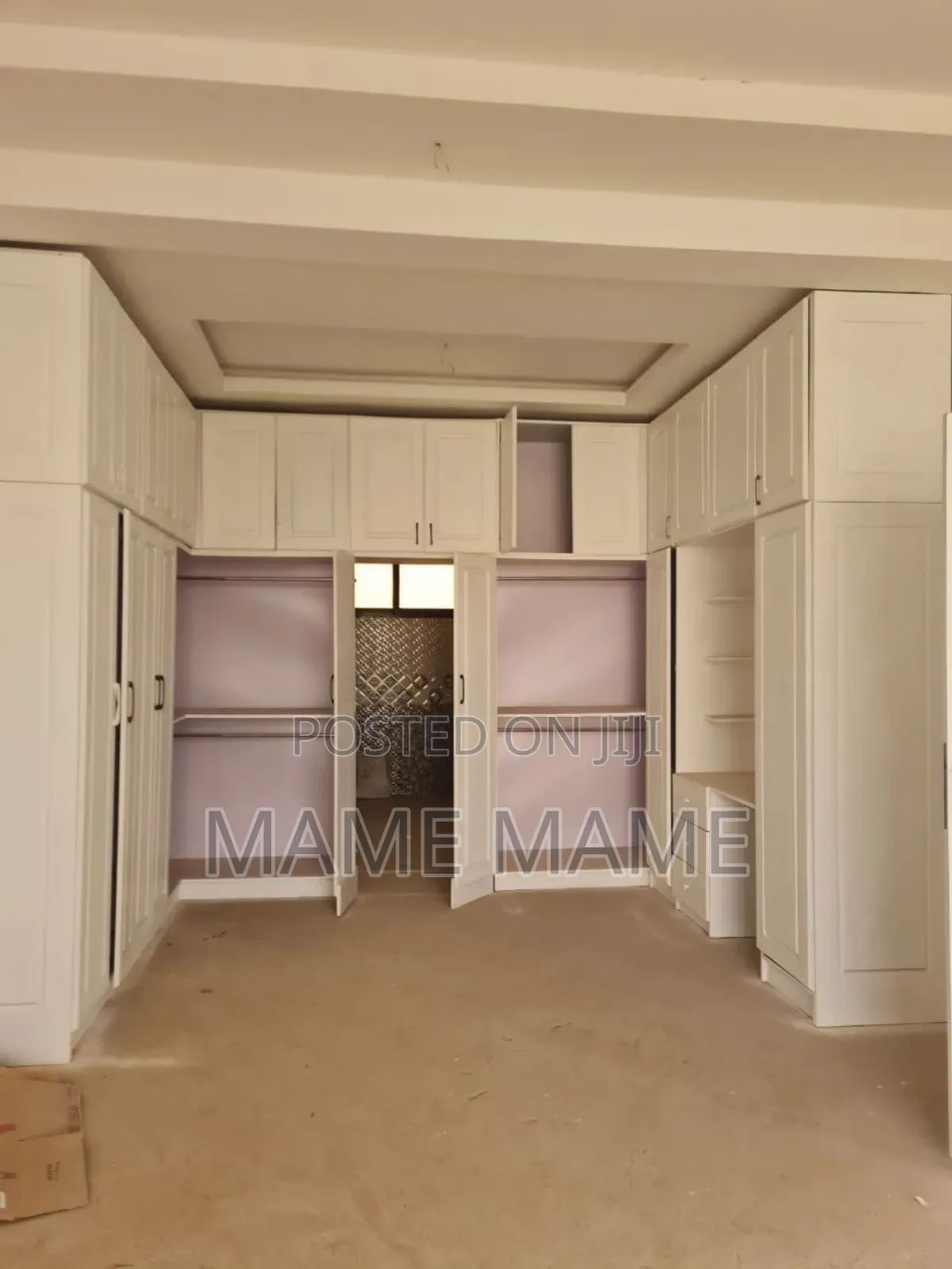 7bdrm House in Addis Abeba, Bole for sale