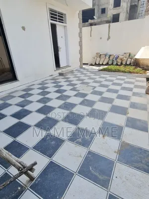 7bdrm House in Addis Abeba, Bole for sale