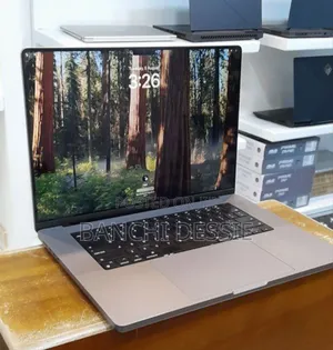 Laptop Apple MacBook Pro M1 16GB Apple M1 Pro SSD 1T