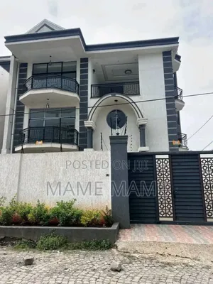 Photo - 6bdrm House in Addis Abeba, Bole for sale