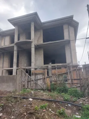 6bdrm House in Addis Abeba, Bole for sale