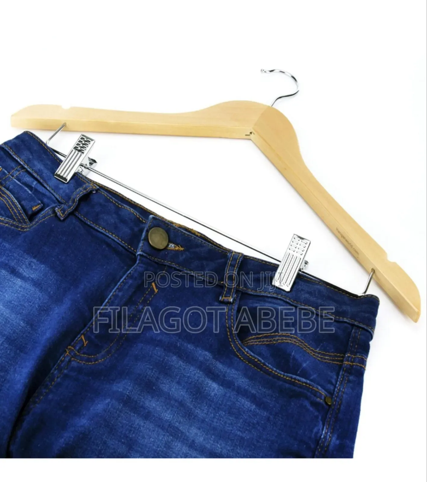 Strong Natural Wood Hangers With Clippers