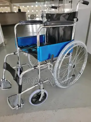 Folding Wheelchair光刁wheelchairكككwheelchair= Wheelchair