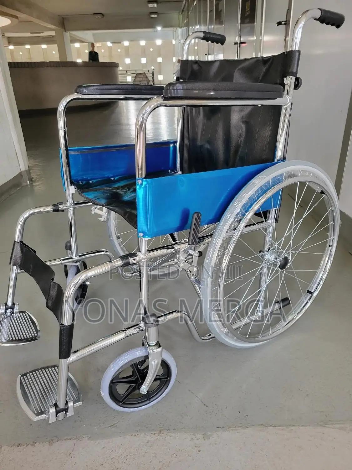 Folding Wheelchair光刁wheelchairكككwheelchair= Wheelchair