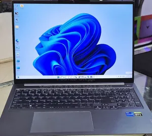 New Laptop Lenovo ThinkBook 15 32GB Intel Core I7 SSD 512GB