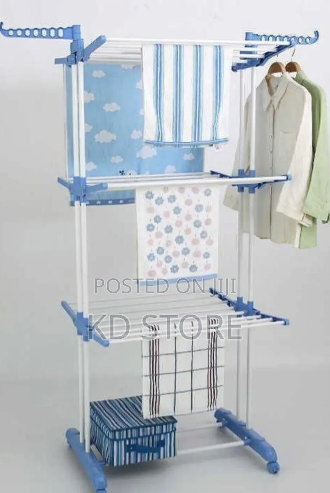 የልብስ ማስጫ (ማድረቂያ)
t