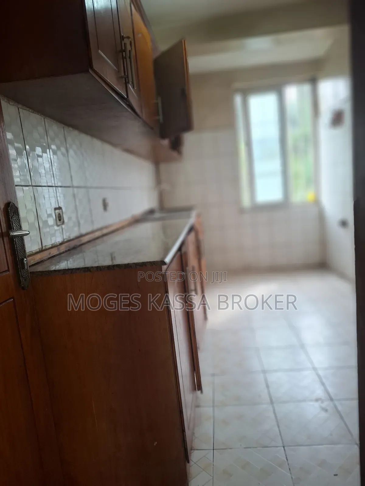 3bdrm Condo in አያት 20/80 ኮንዶምንየም, Yeka for rent