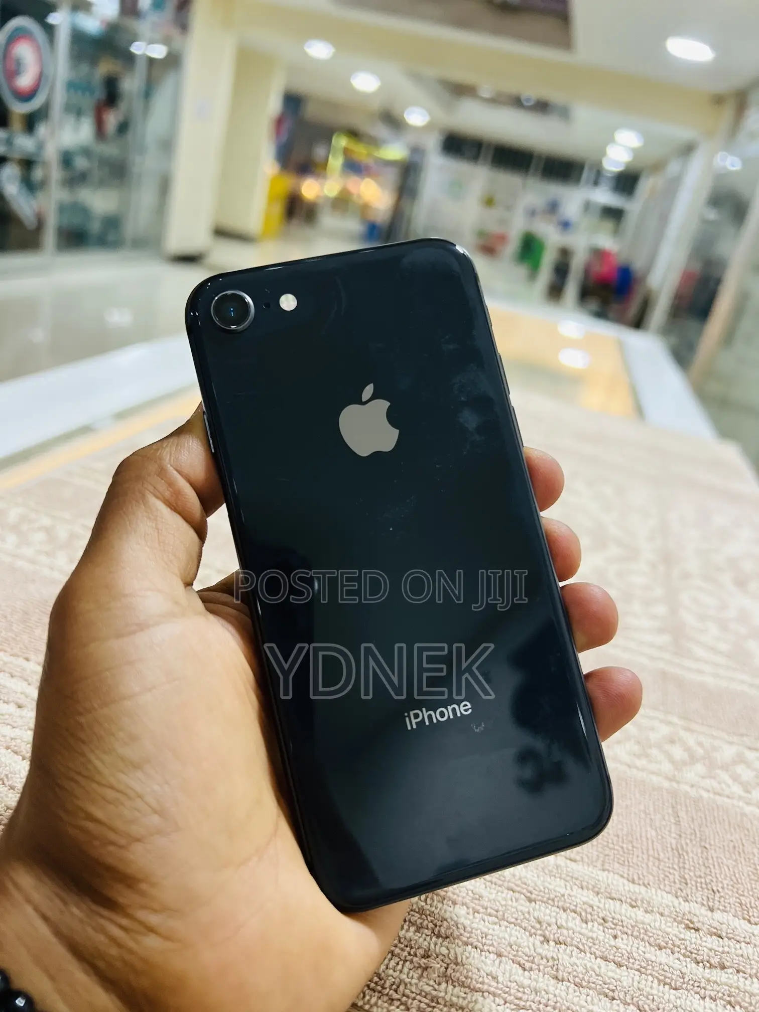 Apple iPhone 8 64 GB Black