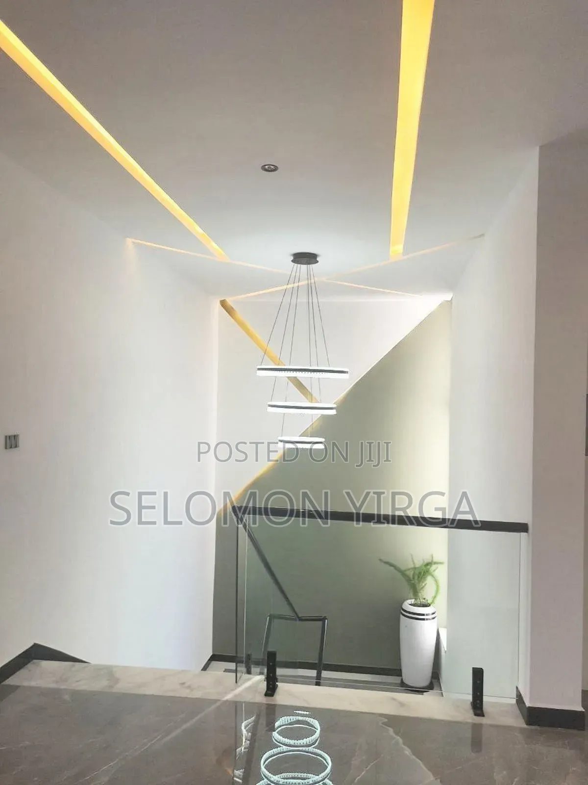 9bdrm House in Adis Ababa, Bole for sale