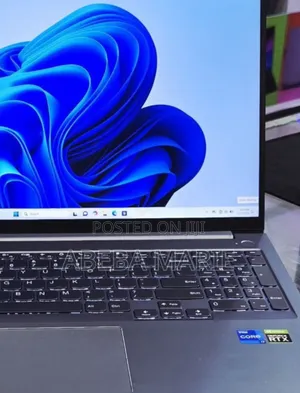 New Laptop Lenovo ThinkBook 15 16GB Intel Core I7 SSD 512GB