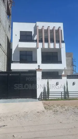 7bdrm Farm House in Adis Ababa, Bole for sale