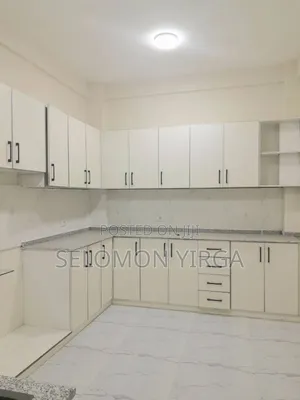 7bdrm Farm House in Adis Ababa, Bole for sale