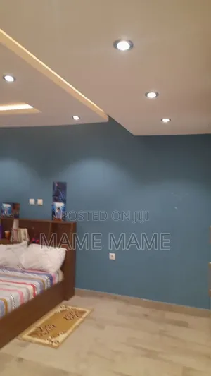 8bdrm House in Addis Abeba, Bole for sale