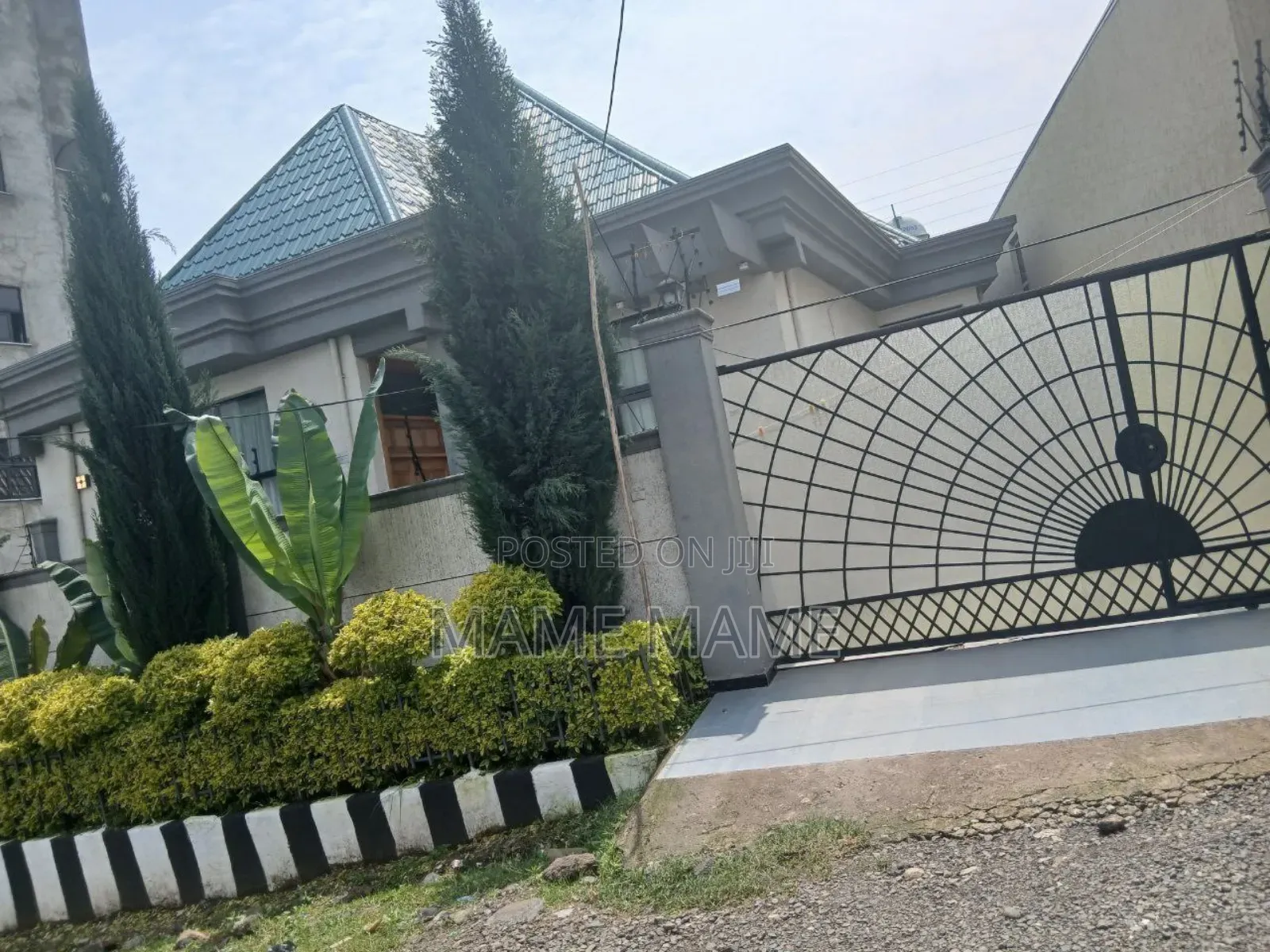 5bdrm Villa in Addis Abeba, Bole for sale