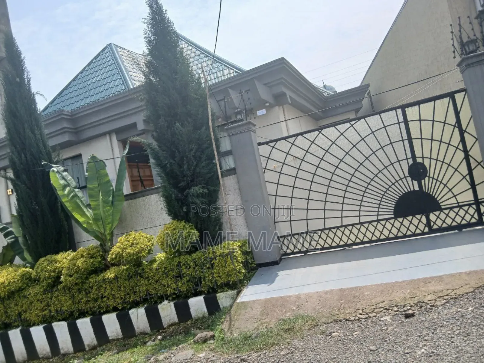 5bdrm Villa in Addis Abeba, Bole for sale