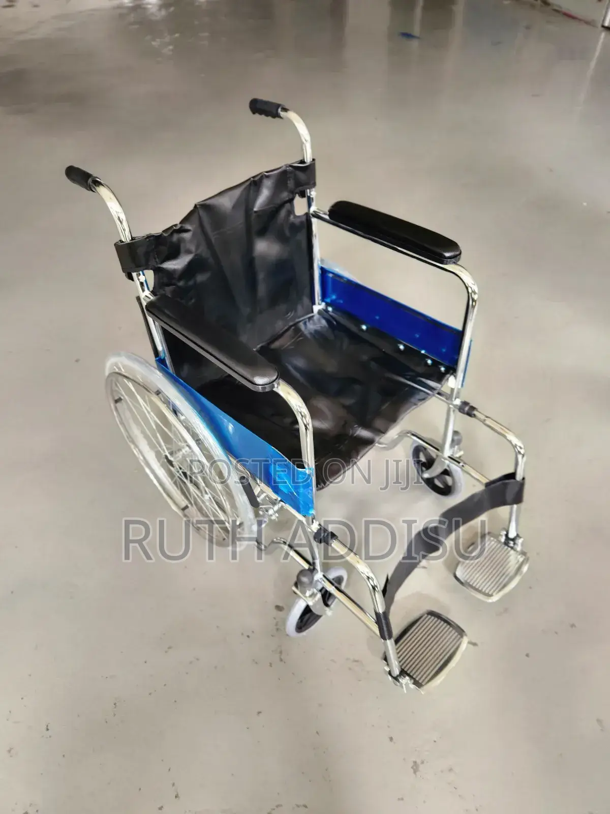 Wheelchair寫下normal Wheelchair䐭我normal Wheelchair邗不wheelchair