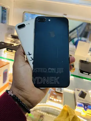 Photo - Apple iPhone 7 Plus 256 GB Gray