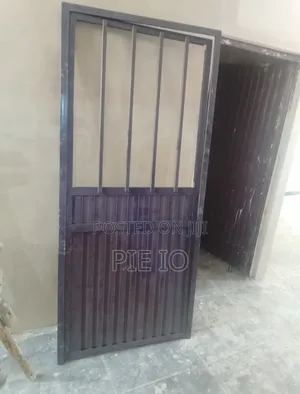 Photo - የብረት በር(90cm)