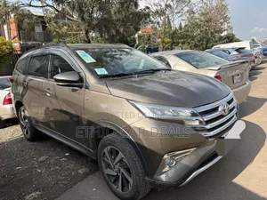 Toyota Rush 2021 Brown