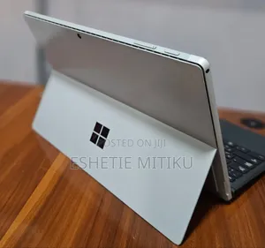 New Laptop Microsoft Surface Pro 7 8GB Intel Core I5 SSD 128GB