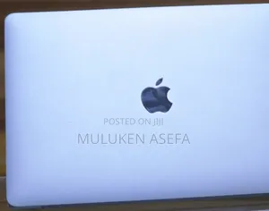 New Laptop Apple MacBook Pro 2022 M2 8GB Intel Core M2 SSD 256GB