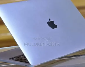 New Laptop Apple MacBook Pro 2022 M2 8GB Intel Core M2 SSD 256GB