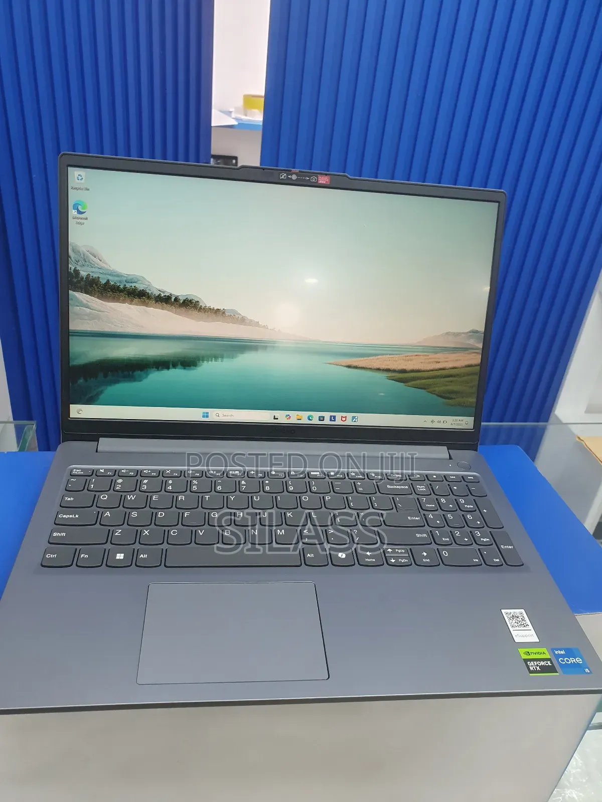 New Laptop Lenovo LOQ 15IRH8 12GB Intel Core I5 SSD 512GB