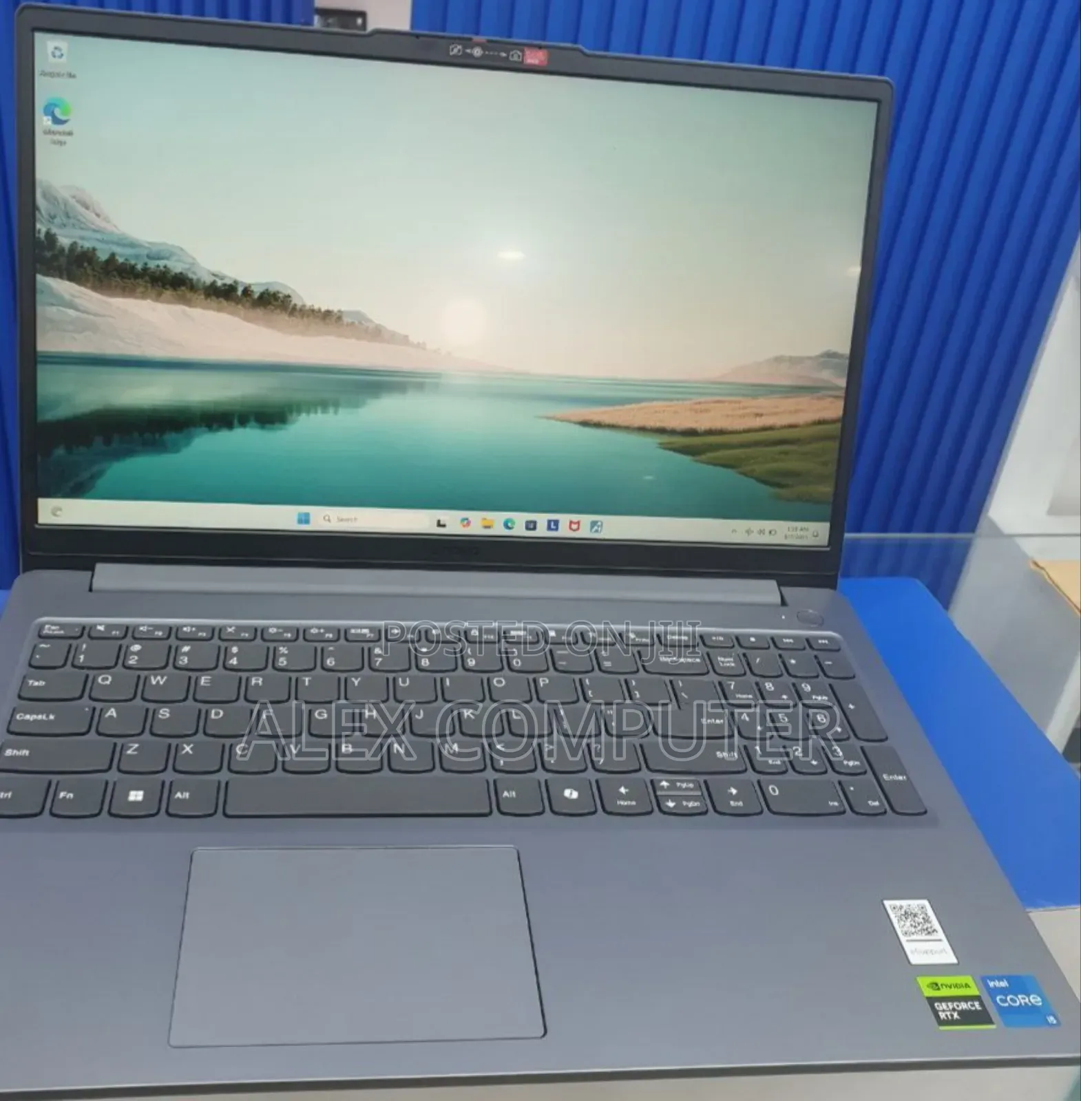 New Laptop Lenovo LOQ 15ARP9 16GB Intel Core I5 SSD 512GB
