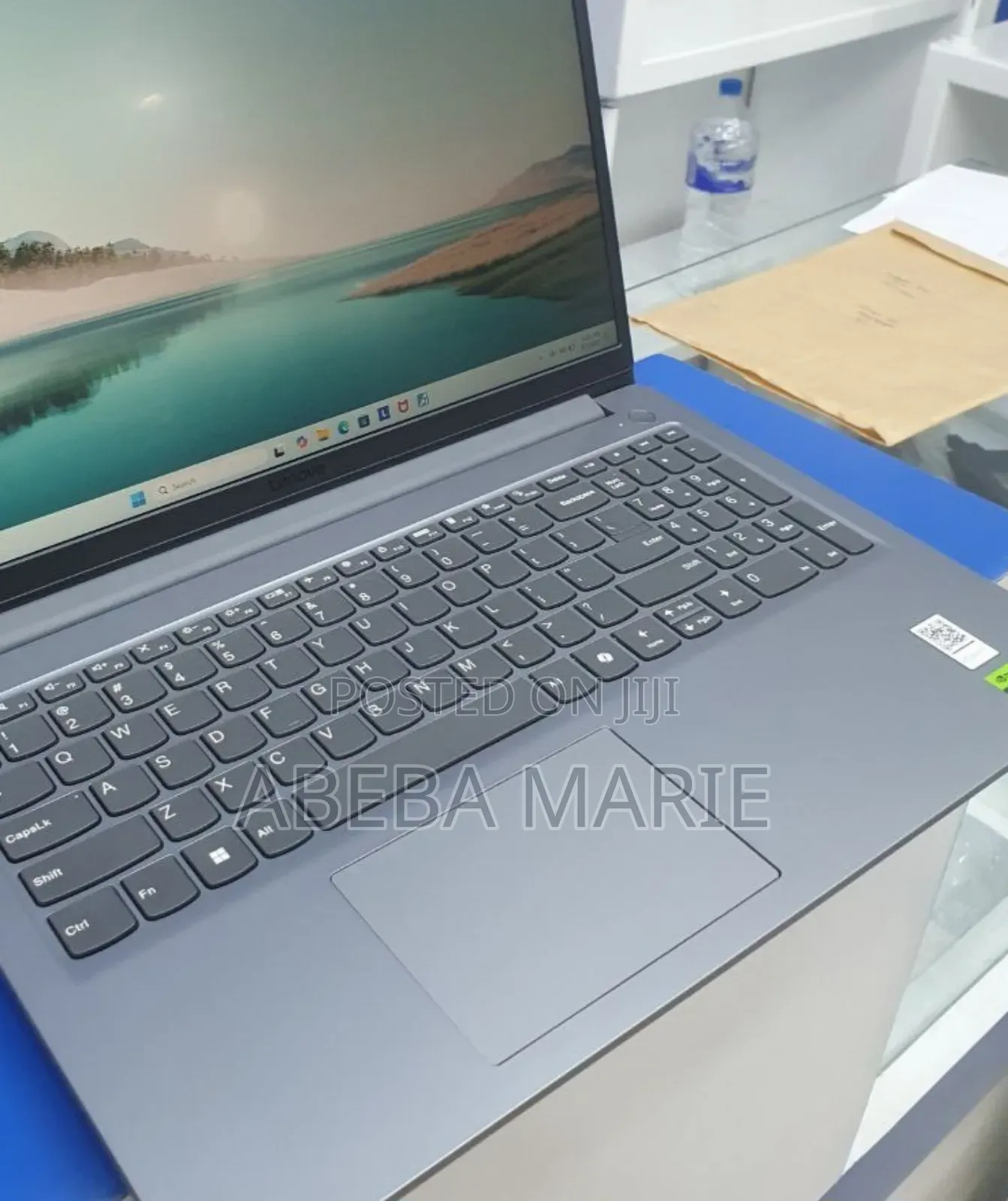 New Laptop Lenovo LOQ 15ARP9 16GB Intel Core I5 SSD 512GB