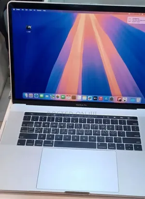 Photo - New Laptop Apple MacBook Pro 2018 32GB Intel Core I9 SSD 1T