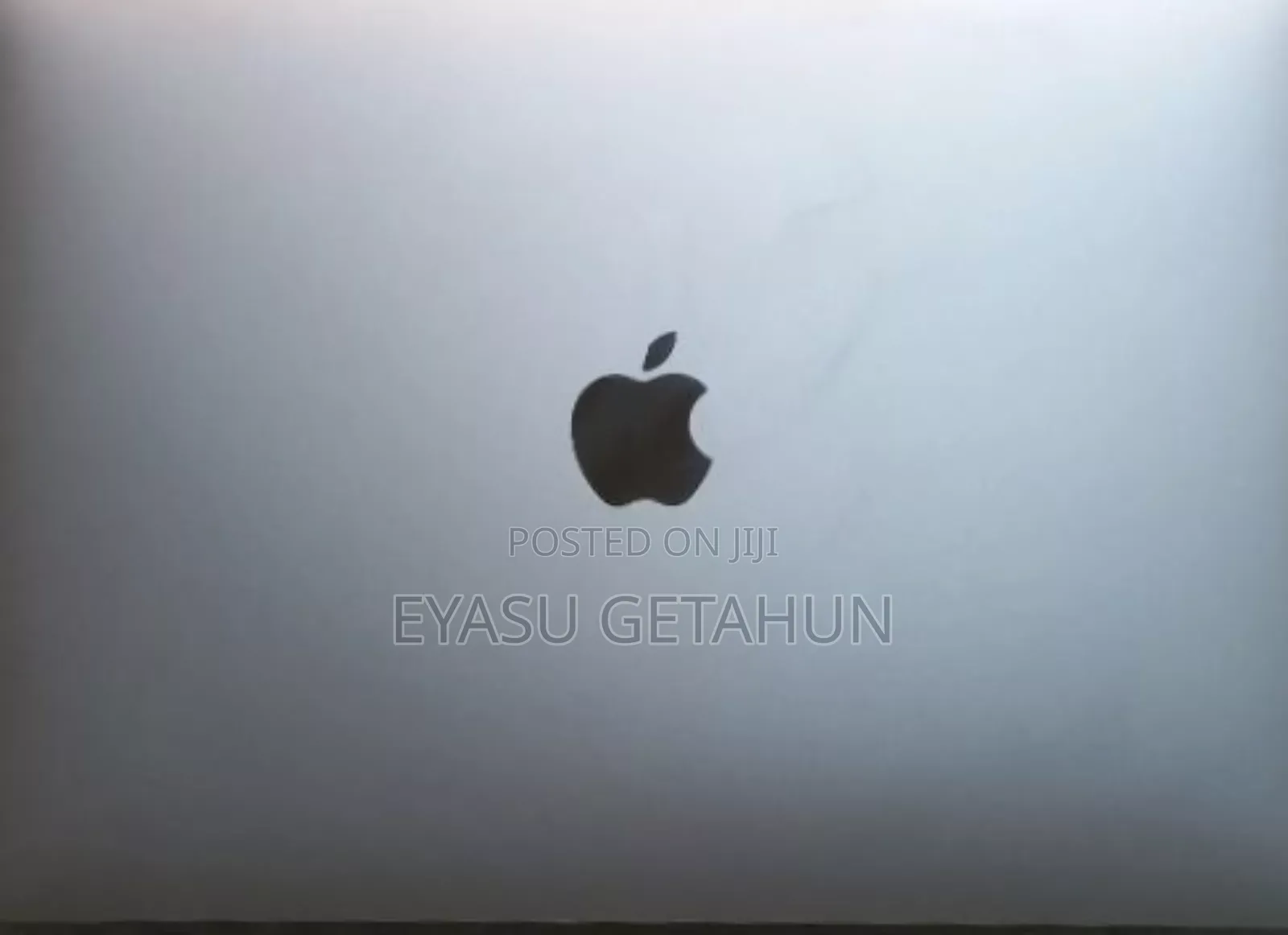 New Laptop Apple MacBook 8GB Apple M1 Pro SSD 256GB