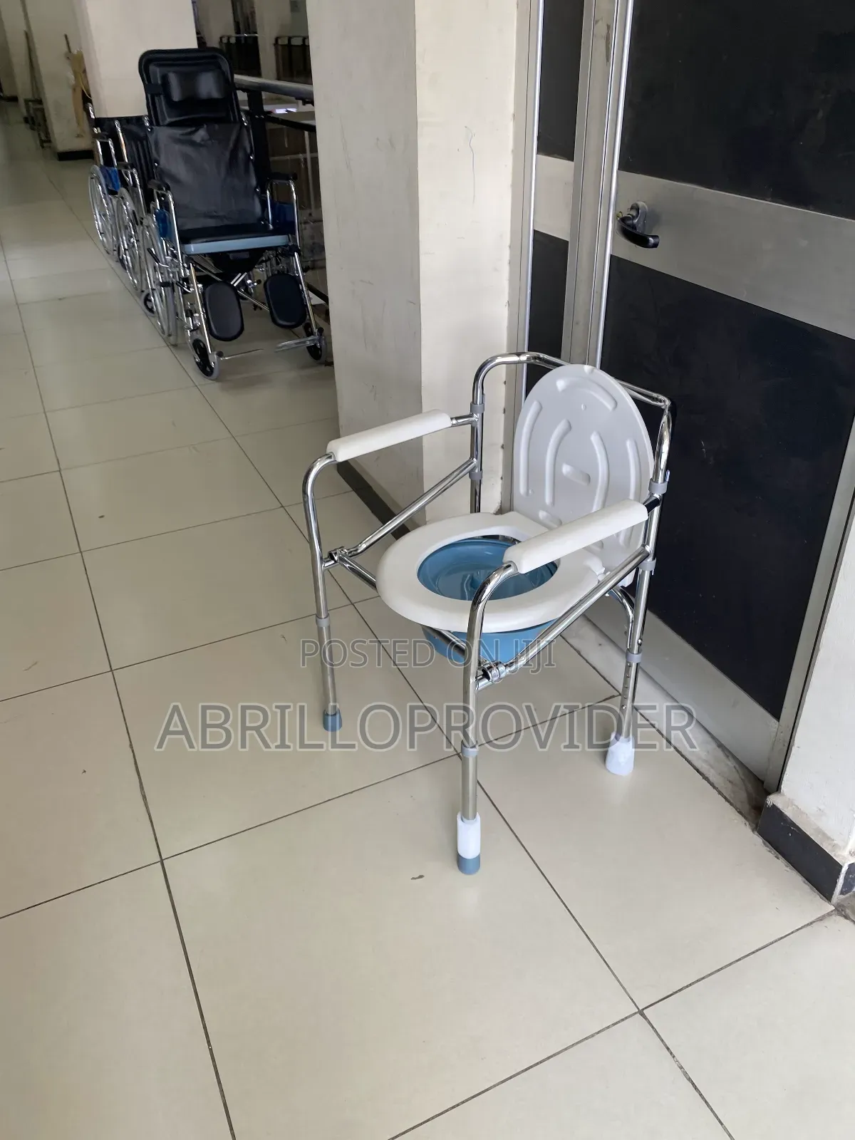 Toilet Chairفwheelchairهwheelchairعtoilet Chairعtoilet Chair