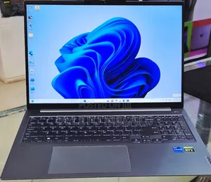 New Laptop Lenovo ThinkBook 15 32GB Intel Core I7 SSD 512GB