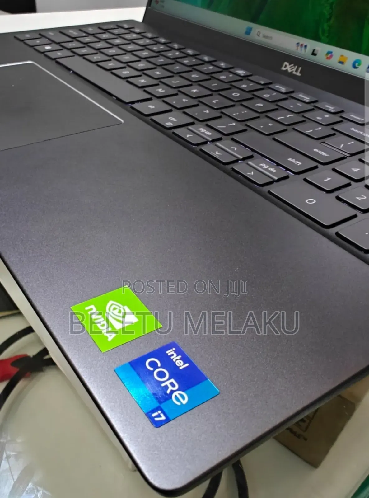 New Laptop Dell Vostro 5481 16GB Intel Core I7 SSD 1T