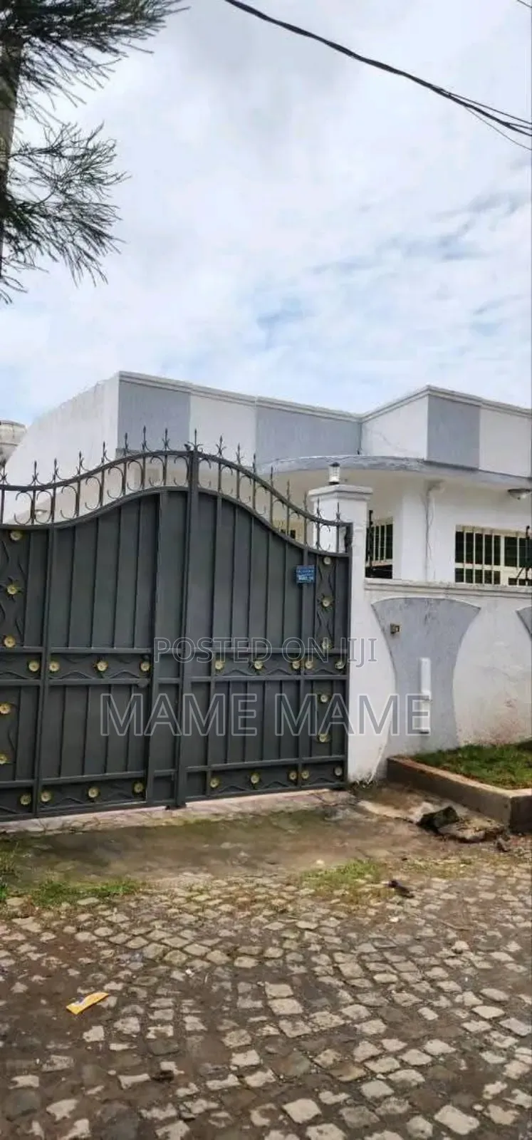 3bdrm Villa in Addis Abeba, Bole for sale